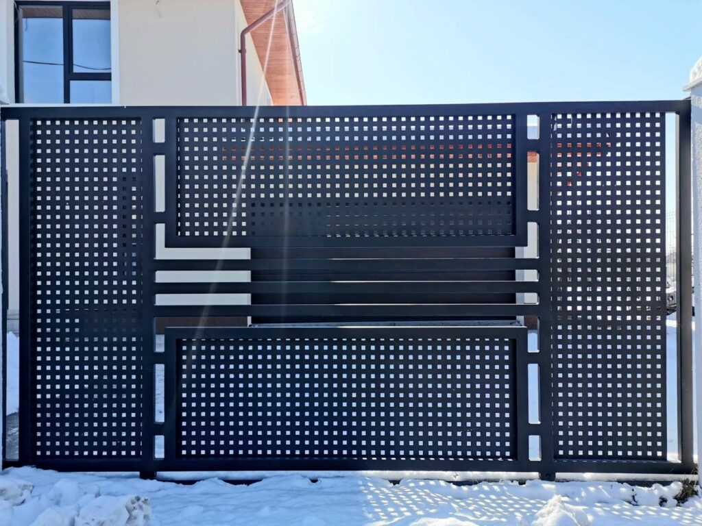 tablă perforată metalică decorativă pentru fațade