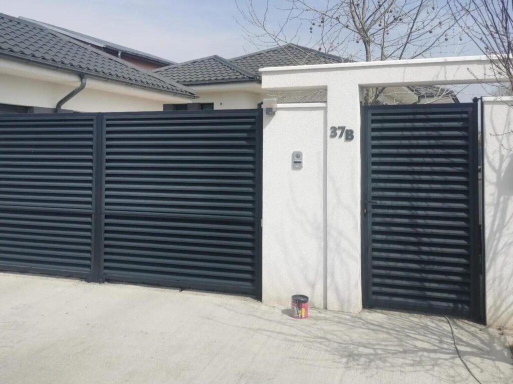 tablă jaluzea metalică pentru panouri ventilate